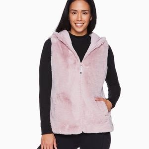 Gaiam Faux Fur Hooded Vest in Dusty Pink Size Large